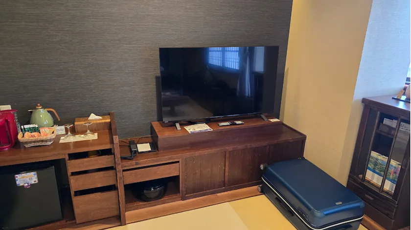運河の宿 おたる ふる川 お部屋のテレビ周辺