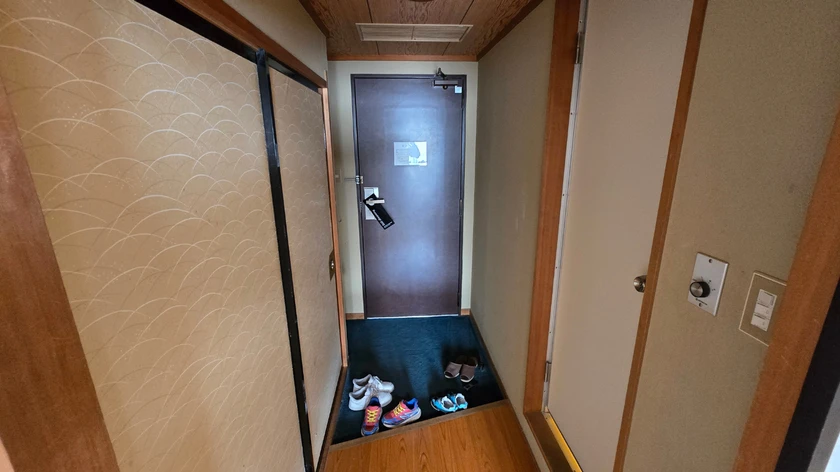 部屋の入口